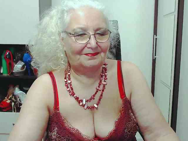 GrannyWants webcam