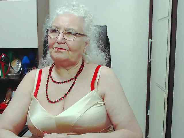 GrannyWants webcam