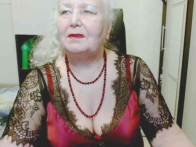 grannywants Live Webcam on BongaCams