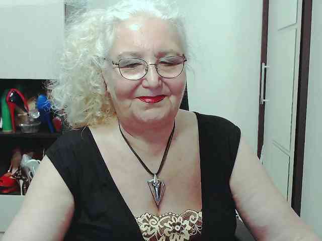 GrannyWants webcam