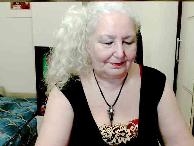 GrannyWants webcam