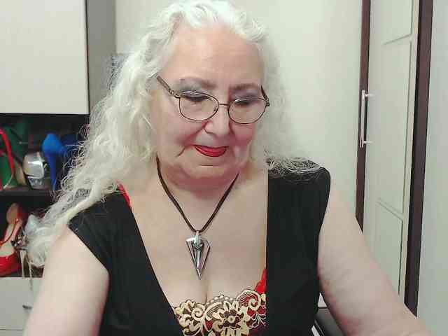 GrannyWants webcam