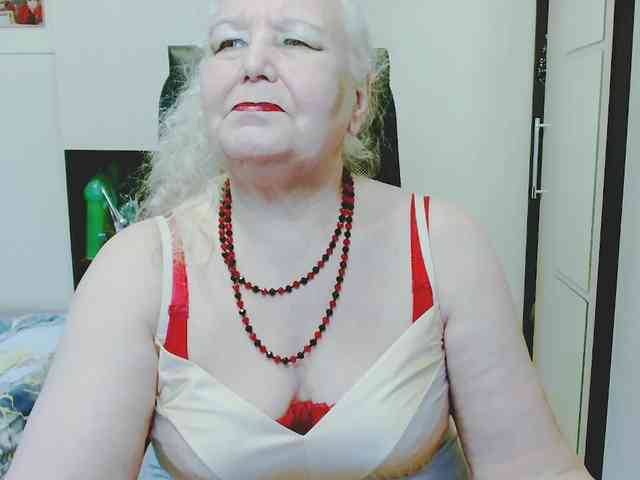 GrannyWants webcam