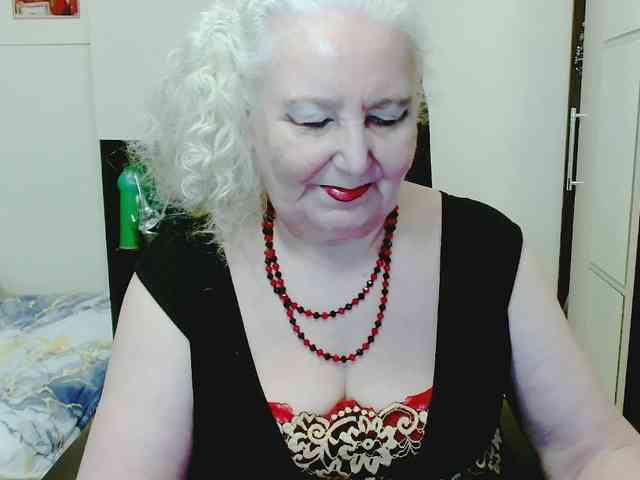 GrannyWants webcam