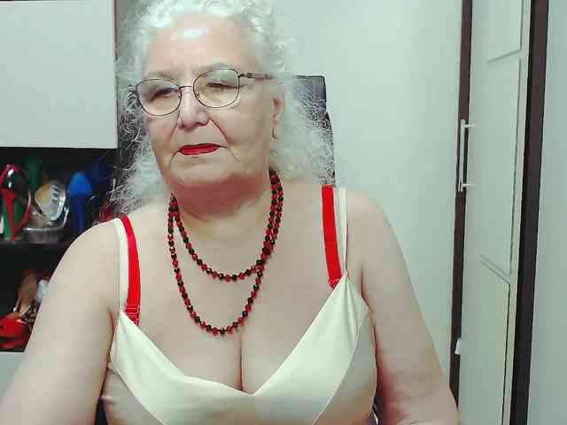 GrannyWants webcam
