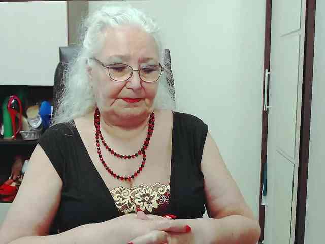 GrannyWants webcam