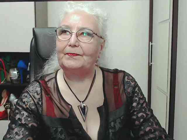 GrannyWants webcam