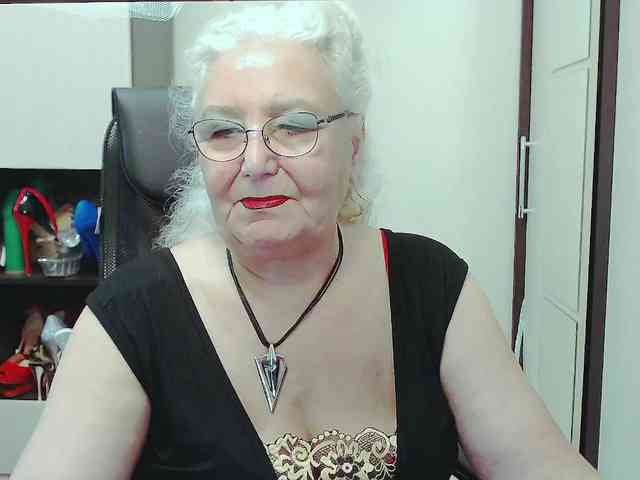 GrannyWants webcam