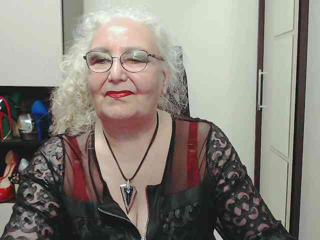GrannyWants webcam