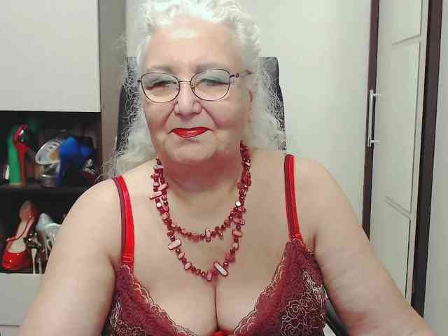 grannywants Live Webcam on BongaCams