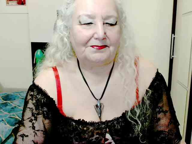 GrannyWants webcam
