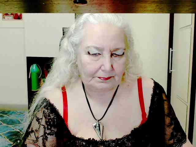 GrannyWants webcam