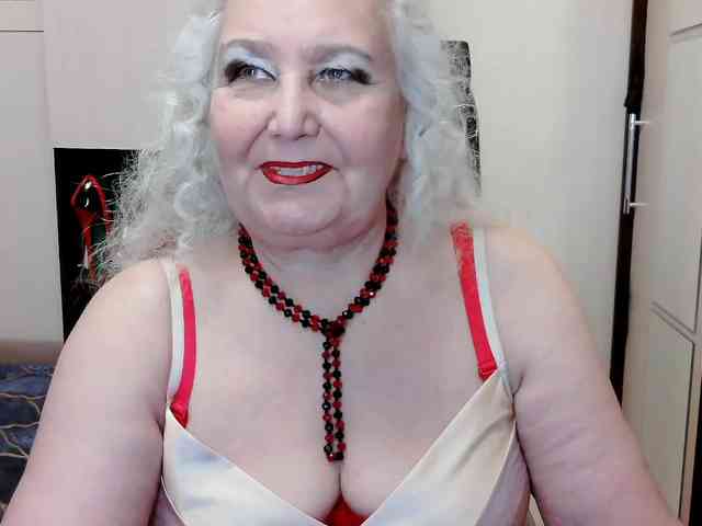 GrannyWants webcam