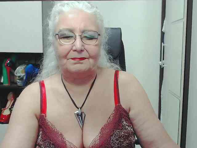 private chatroom Grannywants