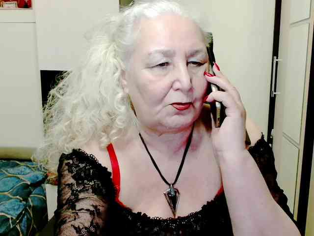 GrannyWants webcam