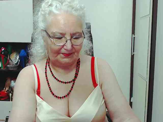GrannyWants webcam