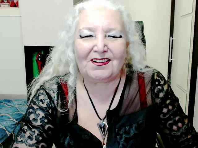 GrannyWants webcam