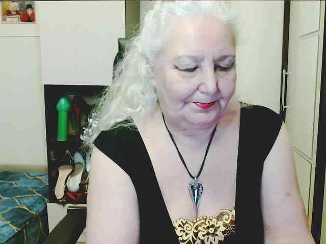 GrannyWants webcam