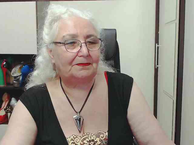 GrannyWants webcam