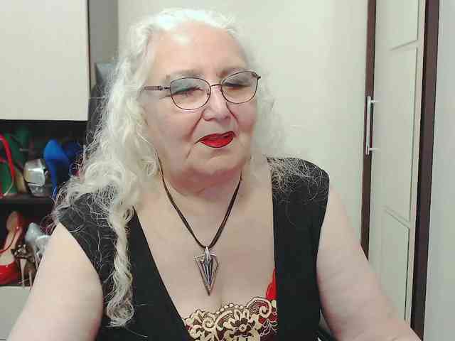 GrannyWants webcam