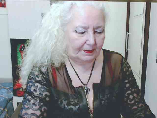 GrannyWants webcam