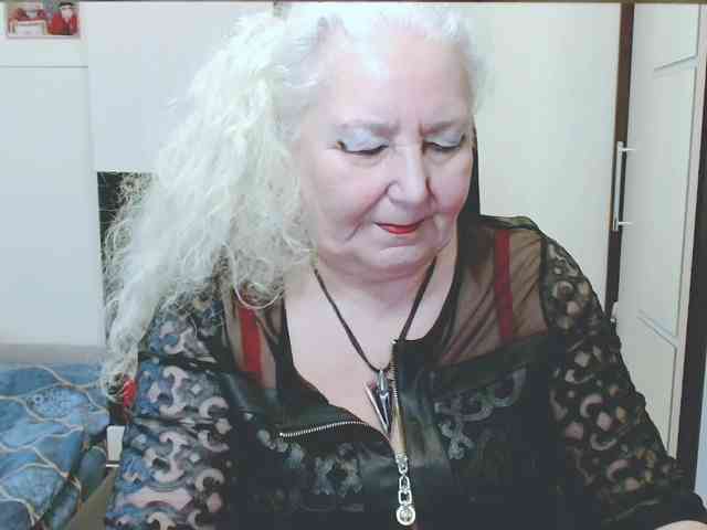 GrannyWants webcam
