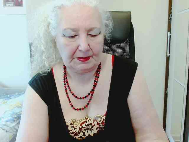 GrannyWants webcam