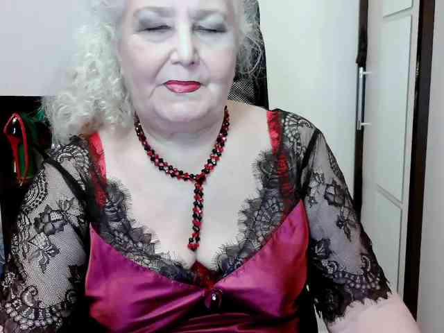 GrannyWants webcam