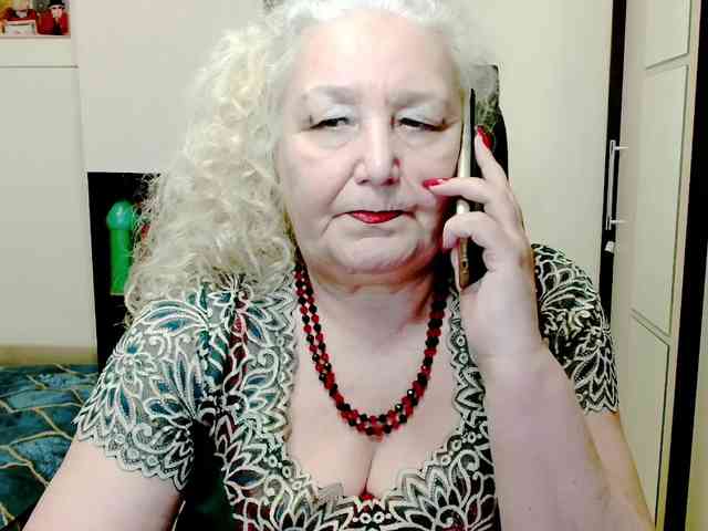 GrannyWants webcam