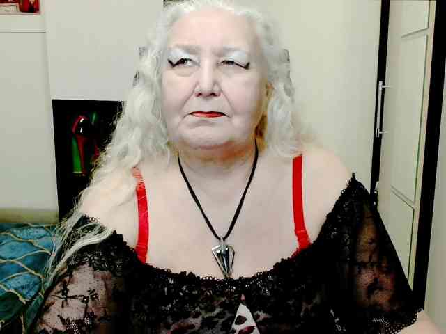 GrannyWants webcam