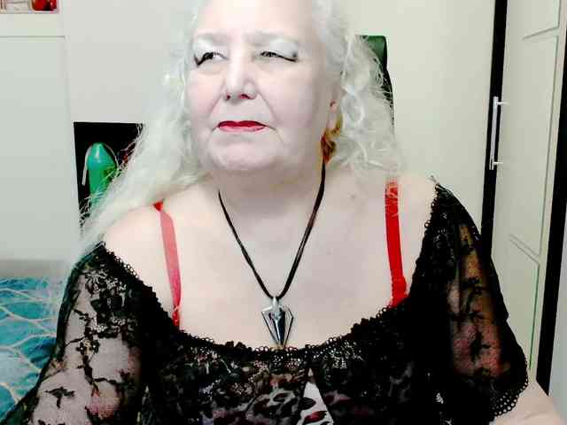 GrannyWants webcam