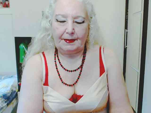 GrannyWants webcam