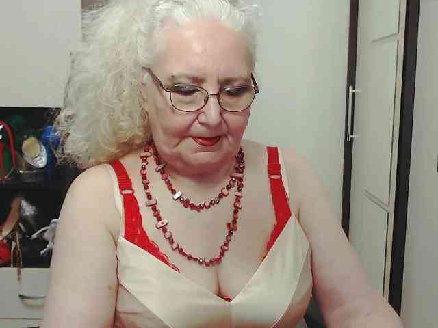 GrannyWants webcam