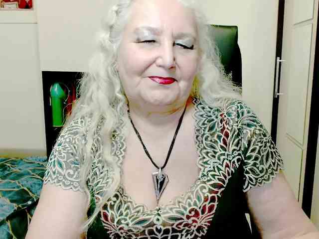 GrannyWants webcam