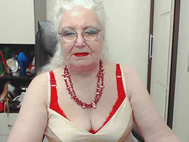 GrannyWants webcam