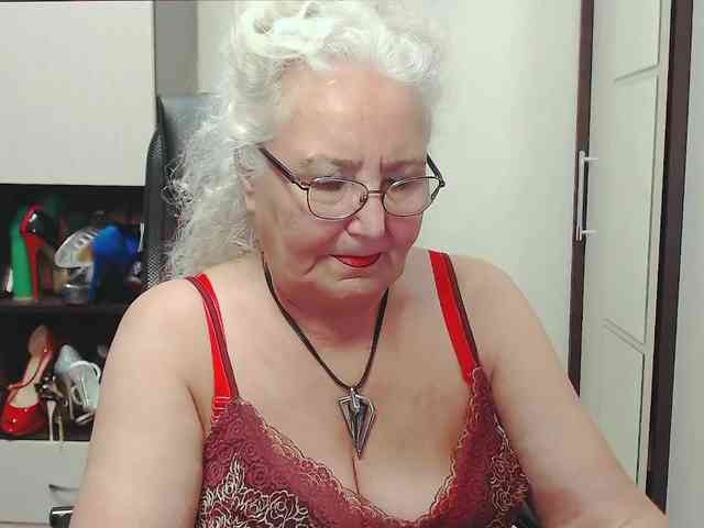 GrannyWants webcam