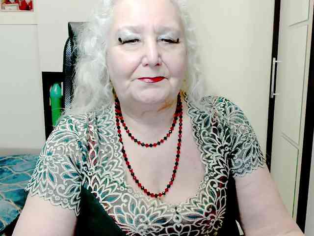 GrannyWants webcam