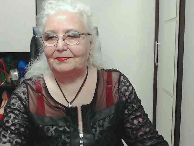 GrannyWants webcam