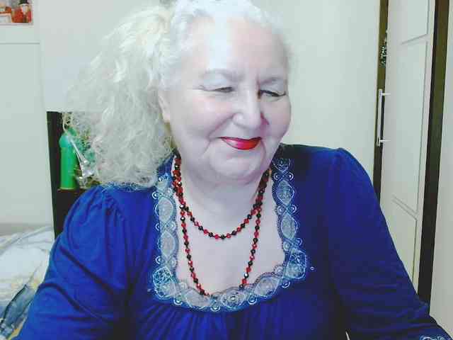 grannywants Live Webcam on BongaCams