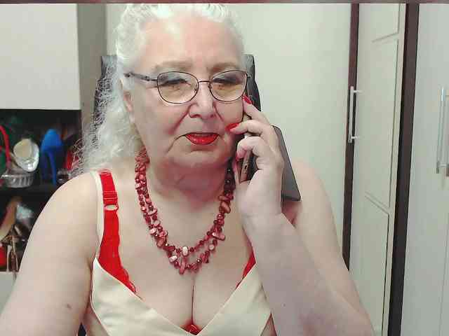 GrannyWants webcam