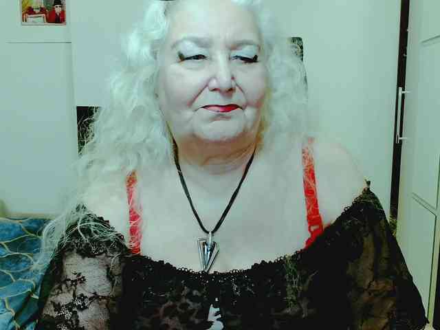 GrannyWants webcam