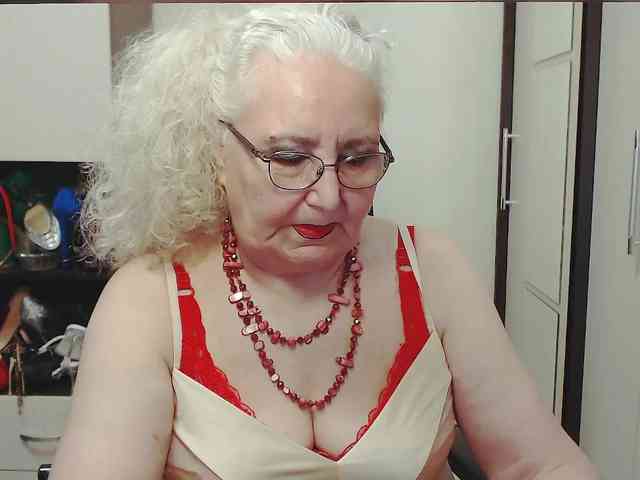 GrannyWants webcam
