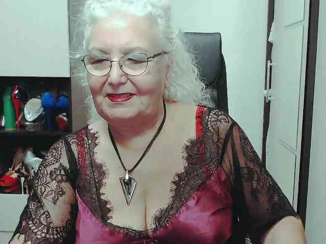GrannyWants webcam