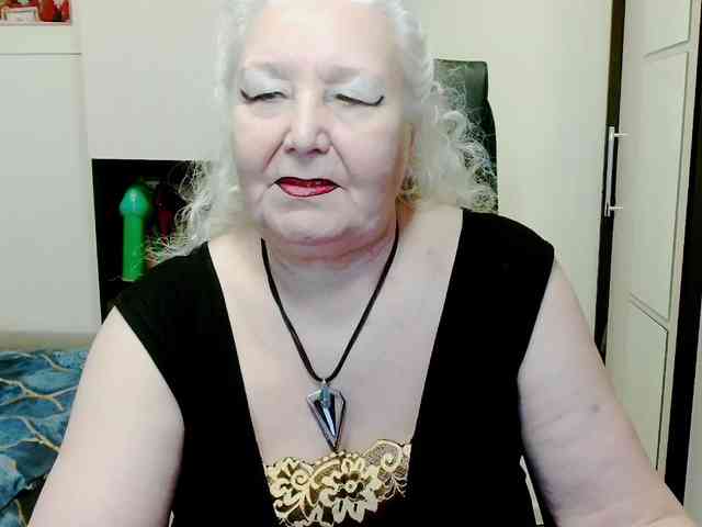 grannywants Live Webcam on BongaCams