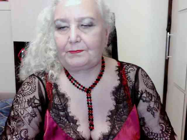 GrannyWants webcam