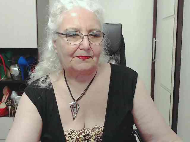 GrannyWants webcam