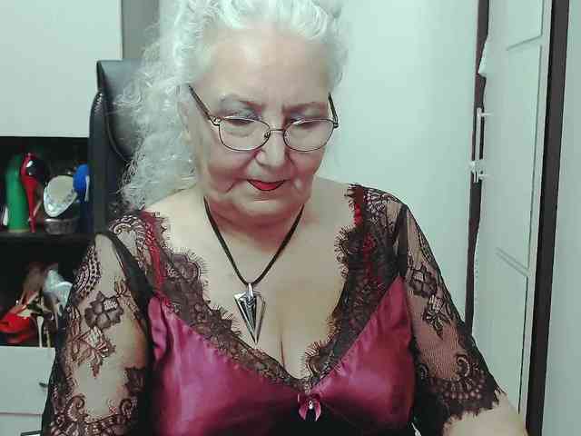 GrannyWants webcam