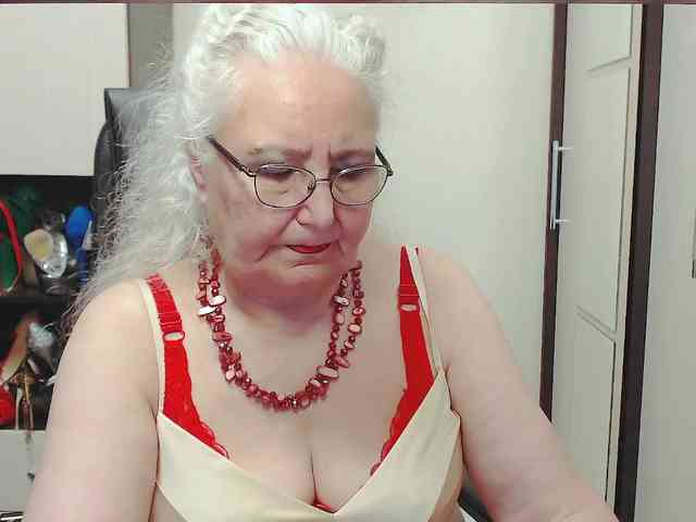 GrannyWants webcam
