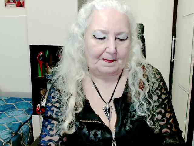 GrannyWants webcam