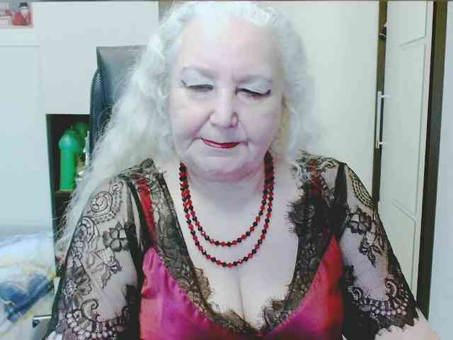 GrannyWants webcam